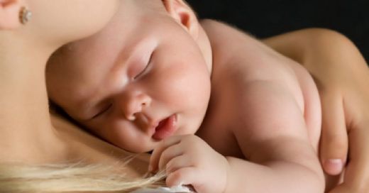 Rüyada Annenin Bebek Doğurduğunu Görmek