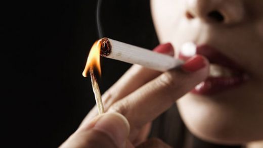 Rüyada Arkadaşının Sigara İçtiğini Görmek