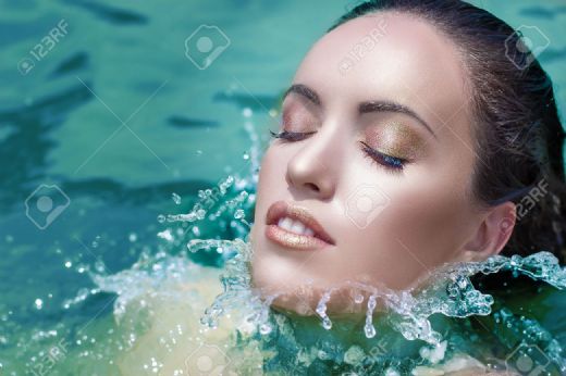 Rüyada Bulanık Suda Yüzmek Rüya Yorumu ve Anlamı