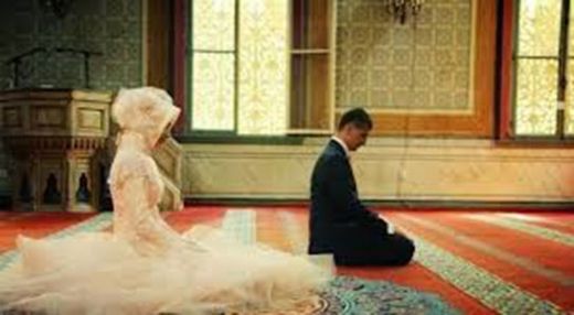 Rüyada Eşimle Evlenmek Rüya Yorumu ve Anlamı