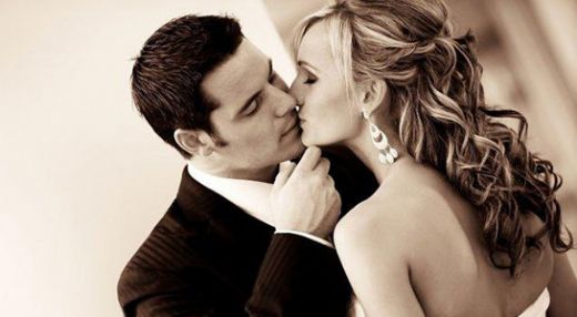 Rüyada Ölmüş Birinin Evlenmesi Rüya Yorumu ve Anlamı