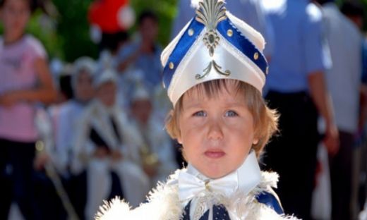 Rüyada Sünnet Düğünü Görmek Rüya Yorumu ve Anlamı