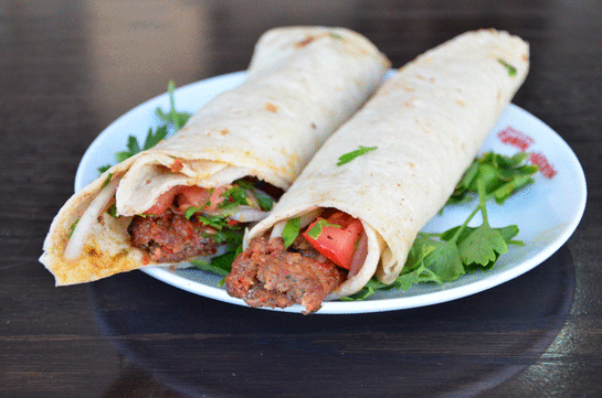 Rüyada Dürüm Yemek