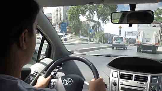 Rüyada Hızlı Araba Kullanmak Rüya Yorumu ve Anlamı