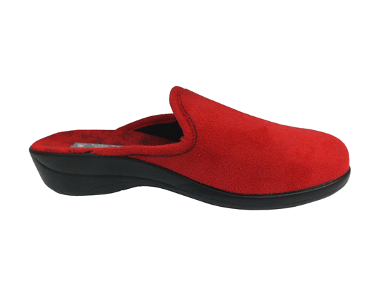 Rüyada Kırmızı Terlik Görmek