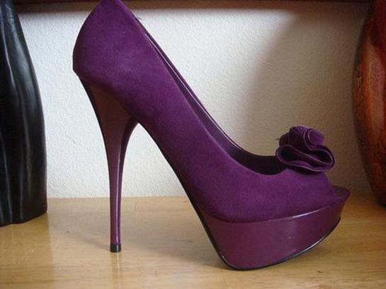 Rüyada Mor Ayakkabı Görmek Rüya Yorumu ve Anlamı