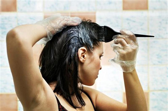 Rüyada Saç Boyamak