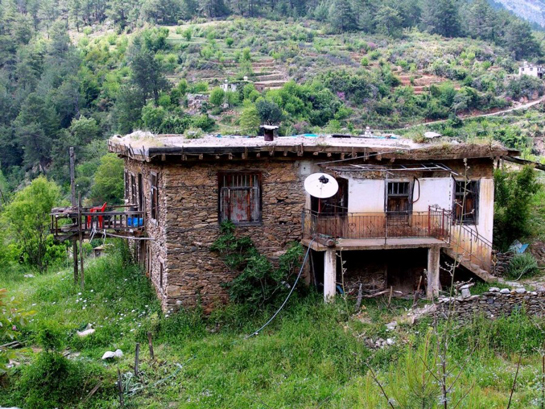 Rüyada Toprak Ev Görmek